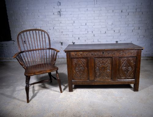 CHARLES II 17TH CENTURY CARVED THREE PANEL OAK COFFER CHEST C1680 - ADDITIONAL PHOTO 1