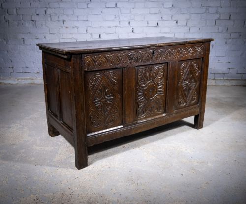 CHARLES II 17TH CENTURY CARVED THREE PANEL OAK COFFER CHEST C1680 - ADDITIONAL PHOTO 2