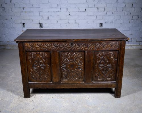 CHARLES II 17TH CENTURY CARVED THREE PANEL OAK COFFER CHEST C1680 - ADDITIONAL PHOTO 3