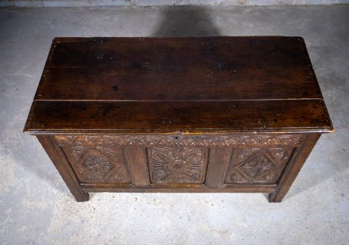 CHARLES II 17TH CENTURY CARVED THREE PANEL OAK COFFER CHEST C1680 - ADDITIONAL PHOTO 5