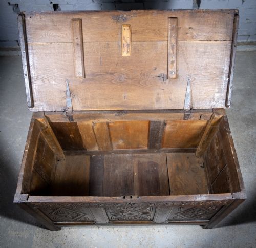 CHARLES II 17TH CENTURY CARVED THREE PANEL OAK COFFER CHEST C1680 - ADDITIONAL PHOTO 13