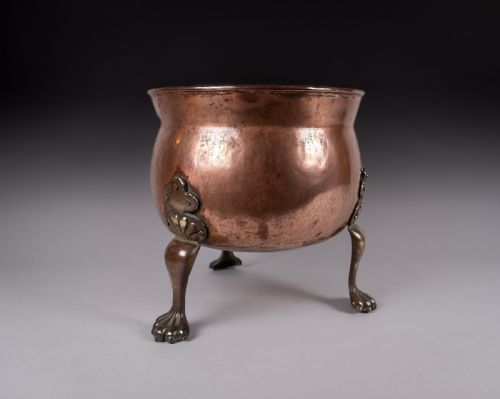19TH CENTURY COPPER CAULDRON JARDINIERE WITH BRASS PAW FEET - ADDITIONAL PHOTO 6