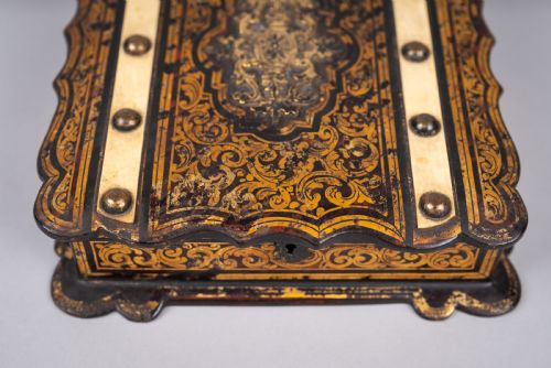 19TH CENTURY FRENCH BOULLE STYLE PAPIER MACHE JEWELLERY BOX - ADDITIONAL PHOTO 6