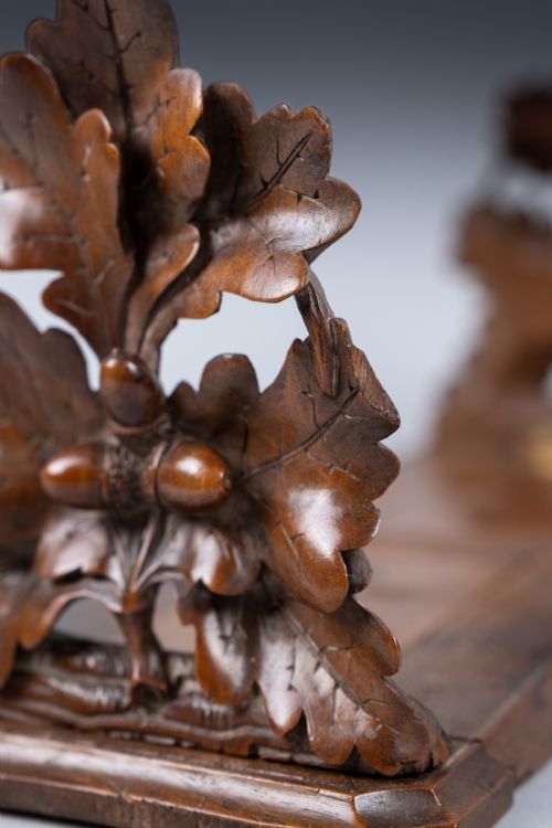LATE 19TH CENTURY BLACK FOREST OAK LEAF EXTENDING BOOK RACK - ADDITIONAL PHOTO 7