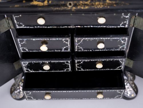 FINE MOTHER OF PEARL ABALONE EBONISED PAPIERMACHE JEWELLERY CABINET C1850 - ADDITIONAL PHOTO 8