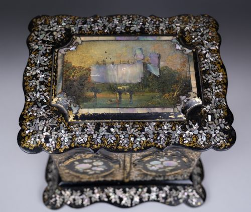 FINE MOTHER OF PEARL ABALONE EBONISED PAPIERMACHE JEWELLERY CABINET C1850 - ADDITIONAL PHOTO 11