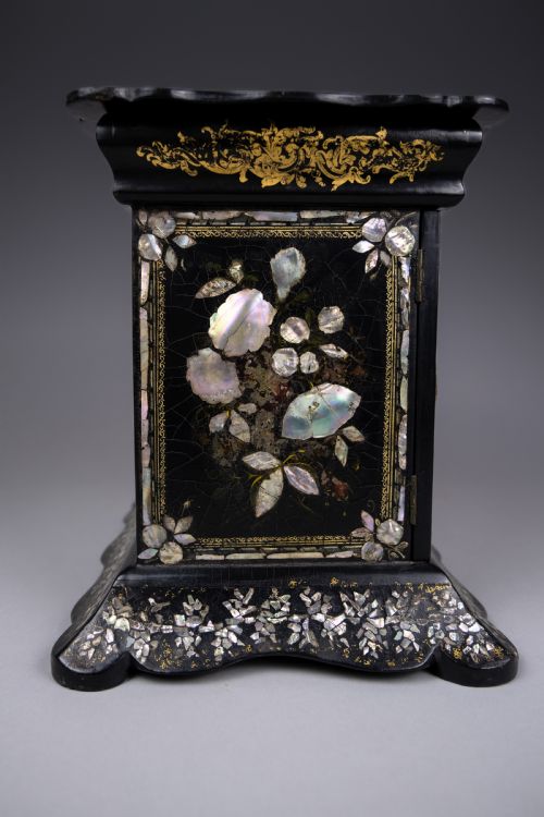 FINE MOTHER OF PEARL ABALONE EBONISED PAPIERMACHE JEWELLERY CABINET C1850 - ADDITIONAL PHOTO 14
