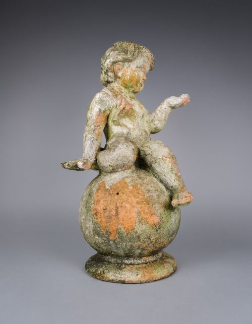 EARLY 20TH CENTURY TERRACOTTA GARDEN CHERUB - ADDITIONAL PHOTO 4