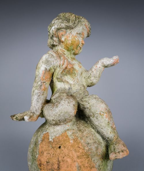 EARLY 20TH CENTURY TERRACOTTA GARDEN CHERUB - ADDITIONAL PHOTO 6