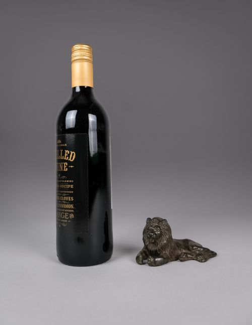 19TH CENTURY LAYING LION BRONZE - ADDITIONAL PHOTO 9