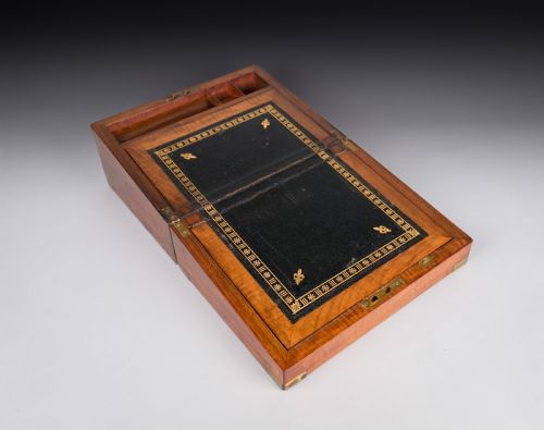 VICTORIAN WALNUT BRASS WRITING SLOPE - ADDITIONAL PHOTO 2