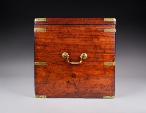 UNUSUAL 19TH CENTURY MAHOGANY CAMPAIGN BOX CHEST - ADDITIONAL PHOTO 11