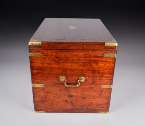UNUSUAL 19TH CENTURY MAHOGANY CAMPAIGN BOX CHEST - ADDITIONAL PHOTO 13