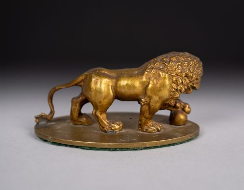 GRAND TOUR GILT BRONZE OF THE MEDICI LION - ADDITIONAL PHOTO 3