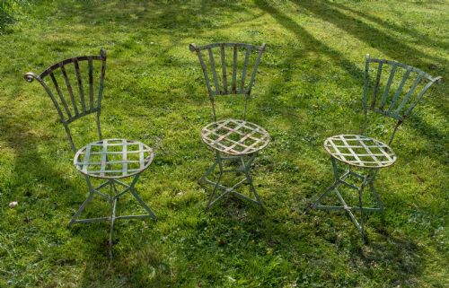 19TH CENTURY FRENCH WROUGHT IRON GARDEN CHAIRS SET OF 3 - ADDITIONAL PHOTO 1