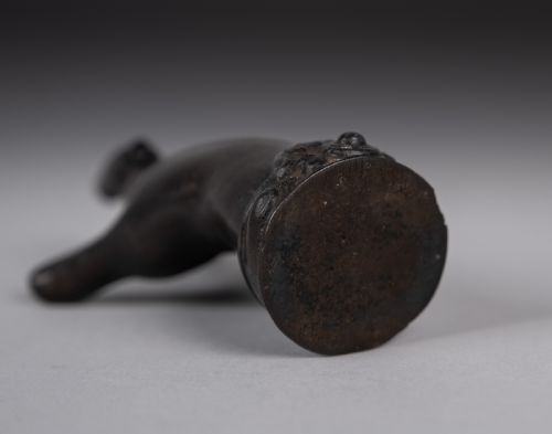 FINE VICTORIAN BRONZE LADIES' HAND PAPERWEIGHT - ADDITIONAL PHOTO 3
