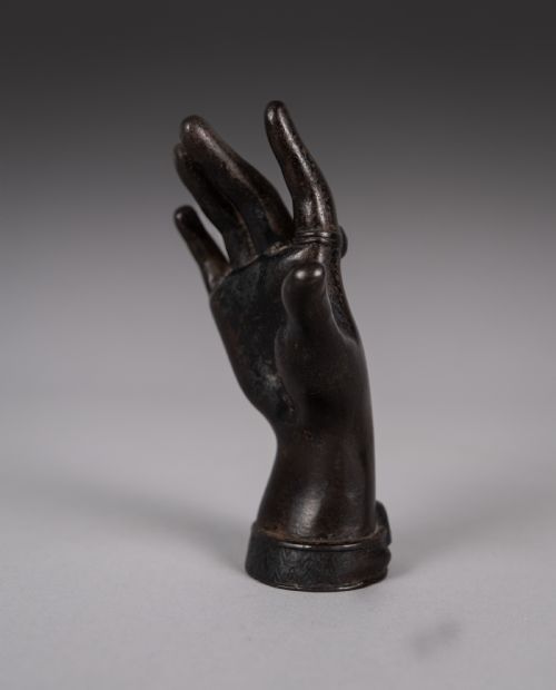 FINE VICTORIAN BRONZE LADIES' HAND PAPERWEIGHT - ADDITIONAL PHOTO 4