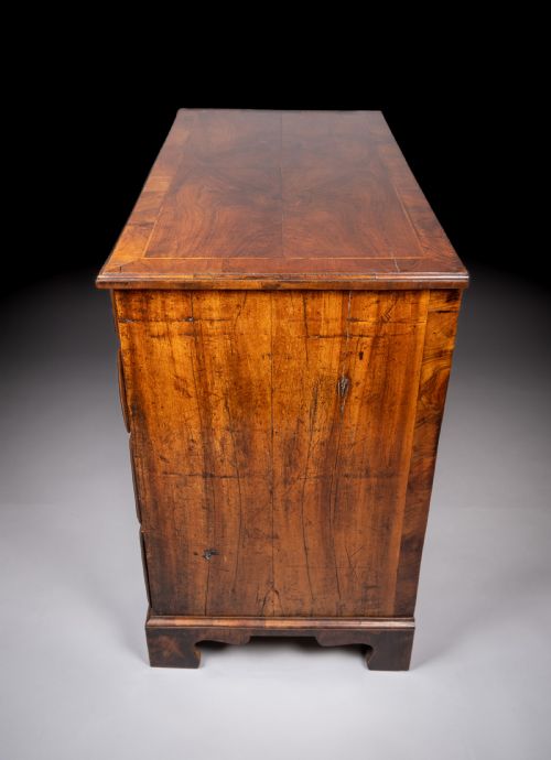 GEORGE II WALNUT CROSS BANDED CHEST OF DRAWERS C1740 - ADDITIONAL PHOTO 13