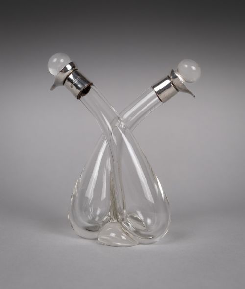 STERLING SILVER DOUBLE OIL AND VINEGAR BOTTLE BY WILLIAM HUTTON SONS 1922 - ADDITIONAL PHOTO 8