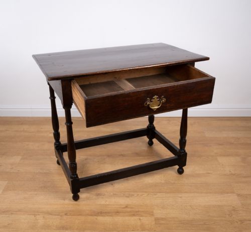 18TH CENTURY ENGLISH OAK SIDE TABLE - ADDITIONAL PHOTO 4