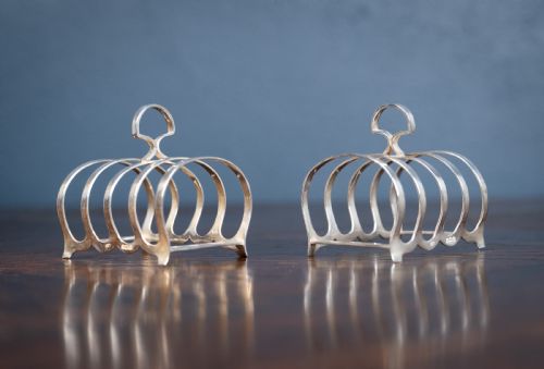 pair of art deco sterling silver toast racks by synyer beddoes 1926 - CATEGORY: ANTIQUE SILVER - DATED 1920