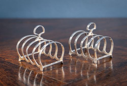 PAIR OF ART DECO STERLING SILVER TOAST RACKS BY SYNYER BEDDOES 1926 - ADDITIONAL PHOTO 7