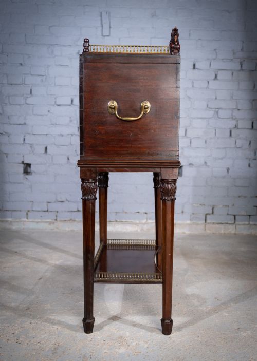 18TH CENTURY MAHOGANY CABINET ON STAND - ADDITIONAL PHOTO 16