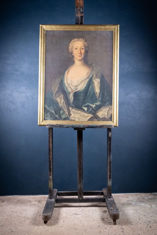 LARGE 18TH CENTURY PORTRAIT OF A YOUNG LADY IN A SILK DRESS OIL ON CANVAS - ADDITIONAL PHOTO 6