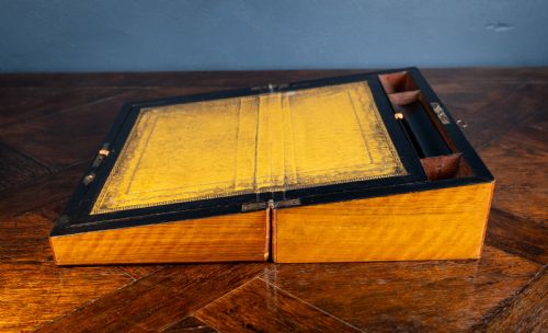 VICTORIAN WALNUT TUNBRIDGE WARE WRITING SLOPE - ADDITIONAL PHOTO 14