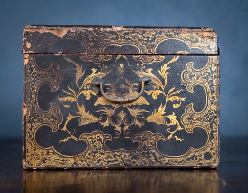 18TH CENTURY BLACK GOLD LACQUER TEA CADDY - ADDITIONAL PHOTO 9