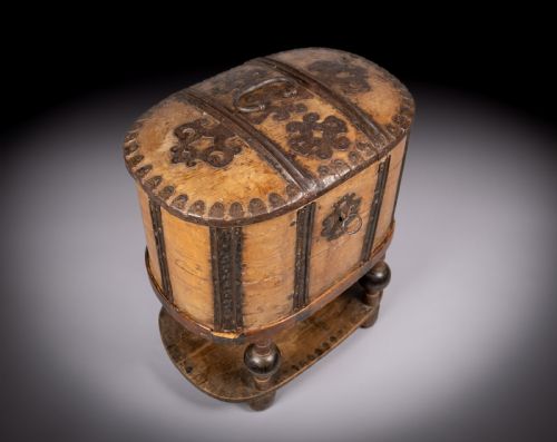 18TH CENTURY SWEDISH BENTWOOD PINE IRON STRONG BOX - ADDITIONAL PHOTO 5