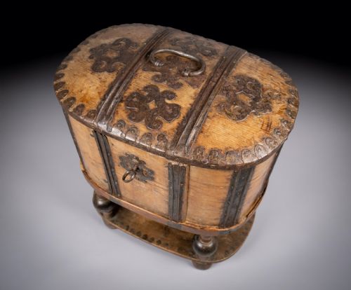 18TH CENTURY SWEDISH BENTWOOD PINE IRON STRONG BOX - ADDITIONAL PHOTO 7