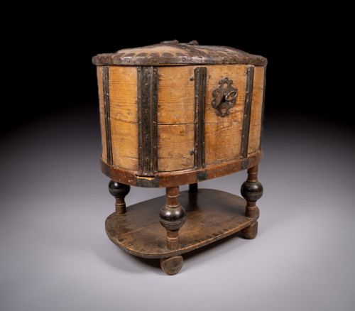 18TH CENTURY SWEDISH BENTWOOD PINE IRON STRONG BOX - ADDITIONAL PHOTO 8