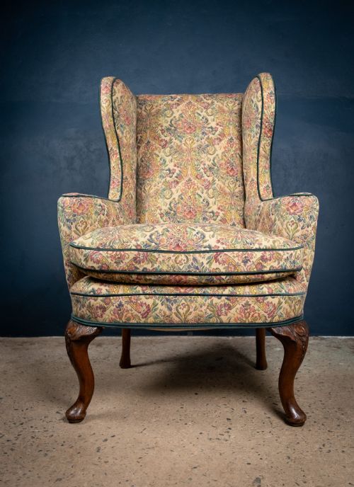 GEORGE II CARVED WALNUT WINGBACK ARMCHAIR C1750 - ADDITIONAL PHOTO 1