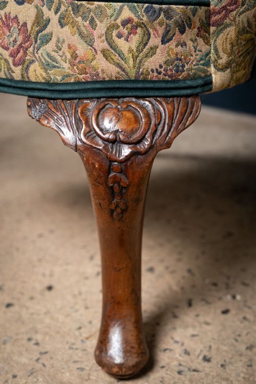 GEORGE II CARVED WALNUT WINGBACK ARMCHAIR C1750 - ADDITIONAL PHOTO 3