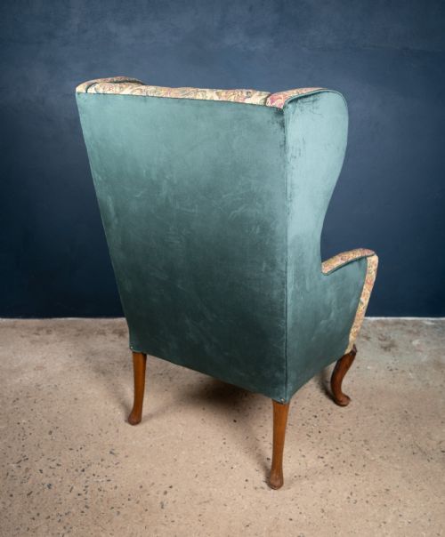 GEORGE II CARVED WALNUT WINGBACK ARMCHAIR C1750 - ADDITIONAL PHOTO 12