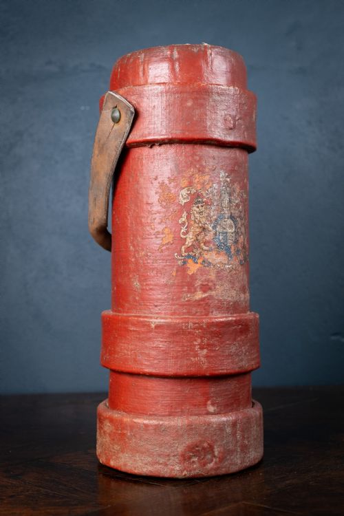 RED ROYAL COAT OF ARMS ARTILLERY SHELL CASE STICK STAND C1900 - ADDITIONAL PHOTO 1
