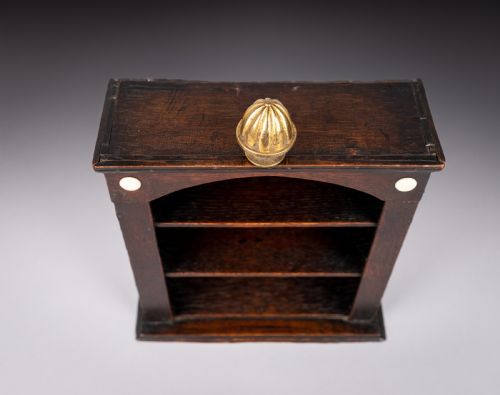 VERNACULAR EARLY 19TH CENTURY TABLE TOP OPEN CUPBOARD - ADDITIONAL PHOTO 3