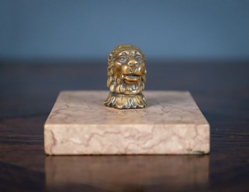 REGENCY BRONZE LION PINK MARBLE DESK WEIGHT - ADDITIONAL PHOTO 3