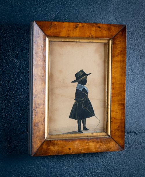 19TH CENTURY BRONZED SILHOUETTE OF A GIRL WITH RIDING CROP - ADDITIONAL PHOTO 1