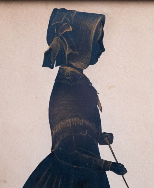 FINE 19TH CENTURY BRONZED SILHOUETTE OF A GIRL WITH PARASOL - ADDITIONAL PHOTO 2