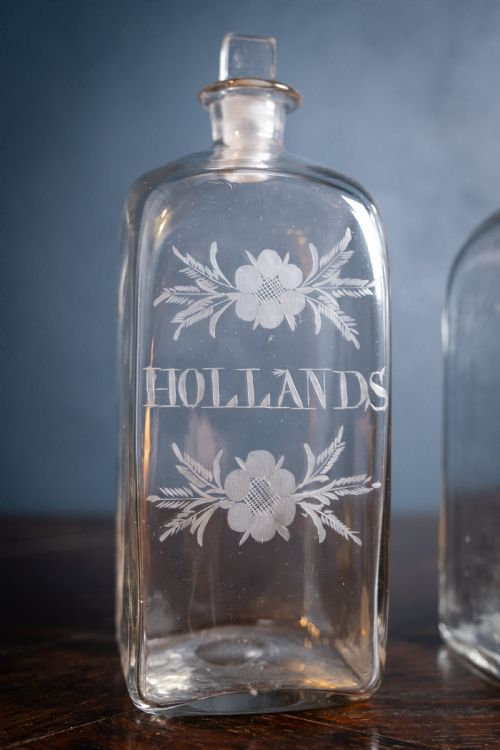 THREE GEORGIAN HAND BLOWN ETCHED GLASS DECANTERS C1790 - ADDITIONAL PHOTO 4