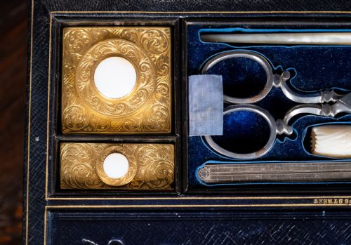 FINE GILT TOOLED LEATHER ORMOLU WRITING BOX BY FITZMAURICE WEST LONDON - ADDITIONAL PHOTO 13