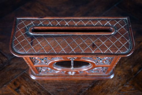 FINE VICTORIAN CARVED WALNUT GLAZED LETTER BOX - ADDITIONAL PHOTO 4