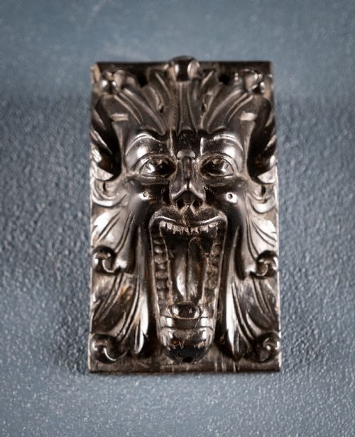 GROTESQUE EBONISED WOOD CORBEL - ADDITIONAL PHOTO 3