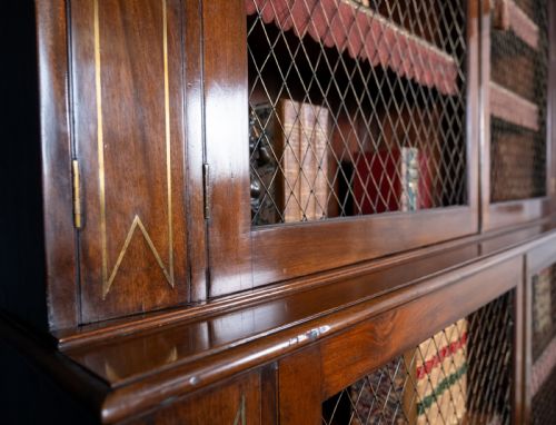 LARGE REGENCY BRASS INLAID MAHOGANY BOOKCASE - ADDITIONAL PHOTO 17