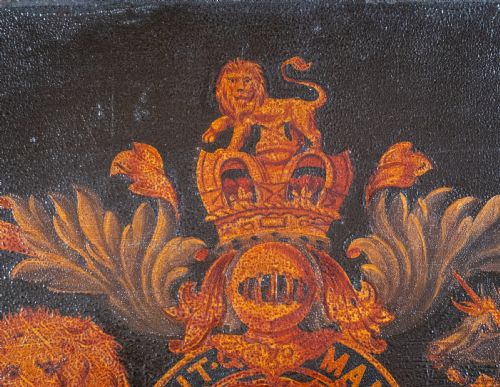 PAINTED ROYAL COAT OF ARMS COACH PANEL - ADDITIONAL PHOTO 1