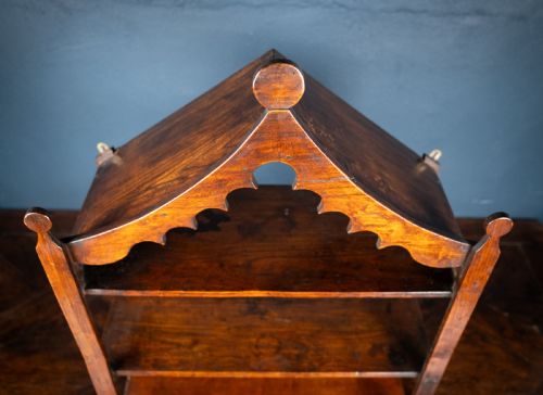 19TH CENTURY IRISH PROVINCIAL OAK WALL SHELF - ADDITIONAL PHOTO 11