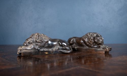 19th century bronze lions after anthony canova - CATEGORY: ANTIQUE SCULPTURES - DATED 19TH CENTURY