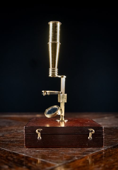 'carygould type' brass pocket microscope london c1830 - CATEGORY: ANTIQUE MISCELLANEOUS - DATED REGENCY